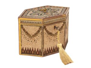 Front overview of the Antique Paper Scroll Tea Caddy with the key fitted