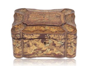 Front of the Chinese Export Lacquer Tea Caddy