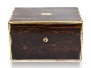 Front of the Asprey jewellery box