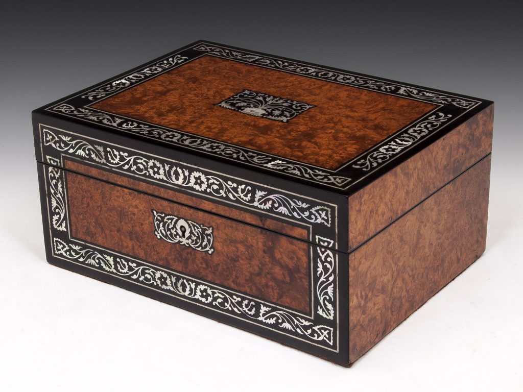 Amboyna Sewing Box | Mark Goodger