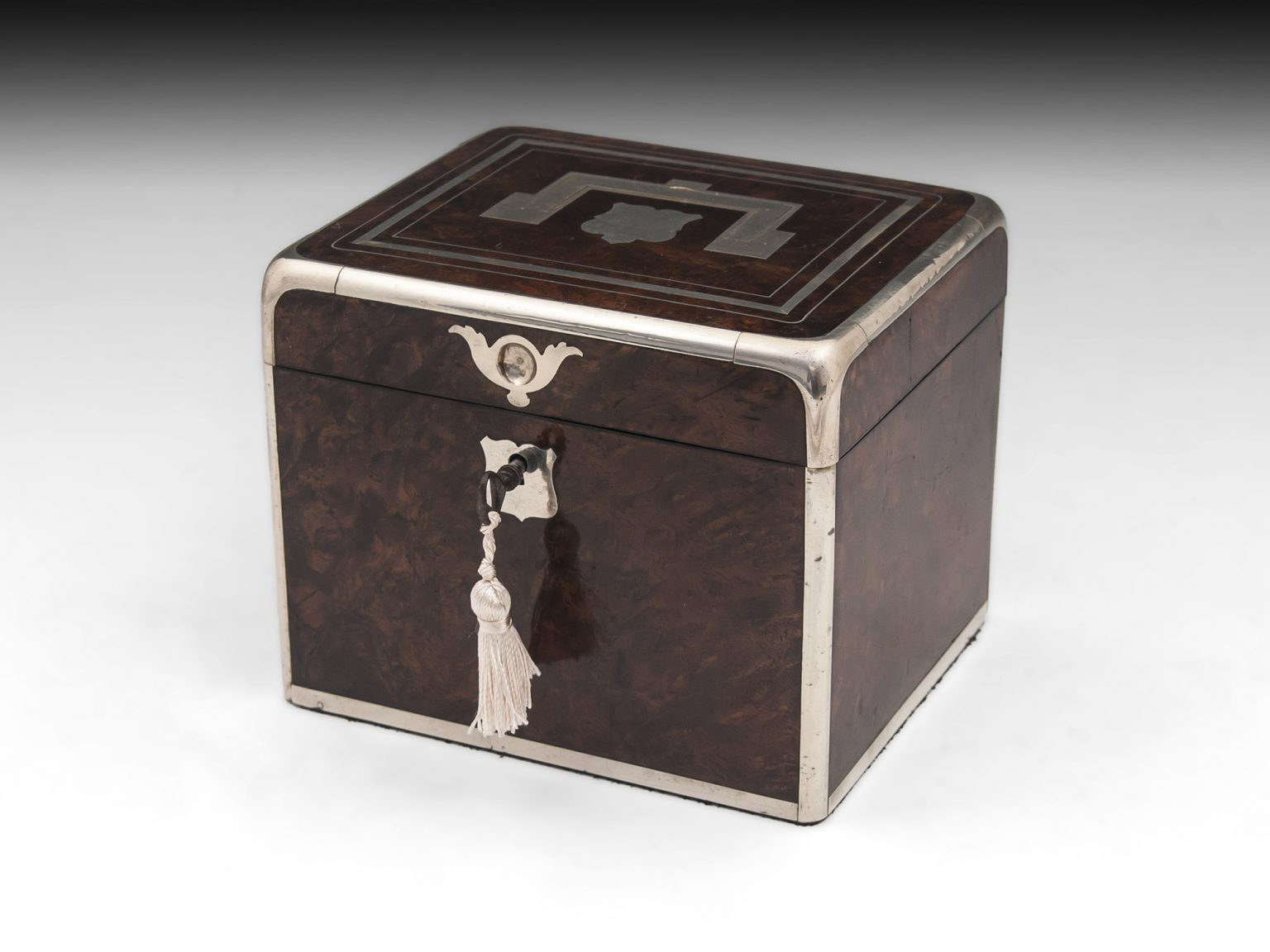 Antique Amboyna Tea Caddy | Mark Goodger