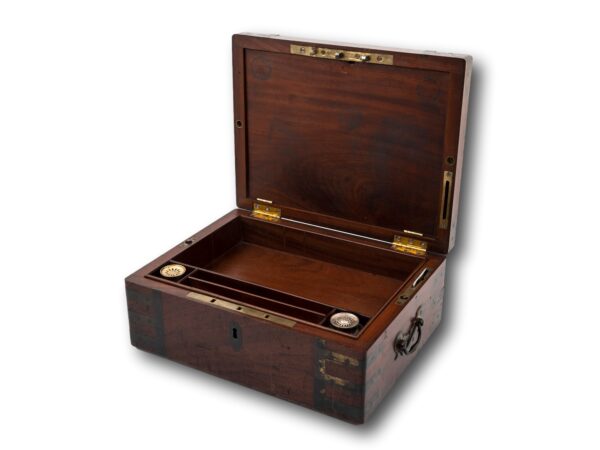 Overview of the Captains Military Writing Box with the lid up
