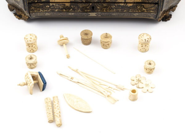 chinese sewing box contents