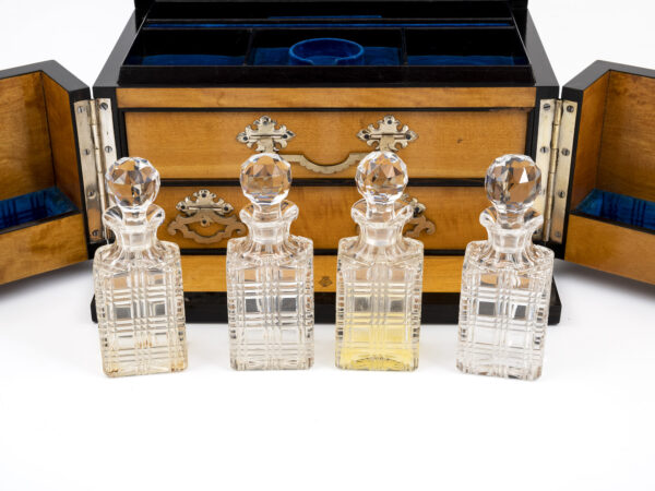 coromandel jewellery box perfume bottles