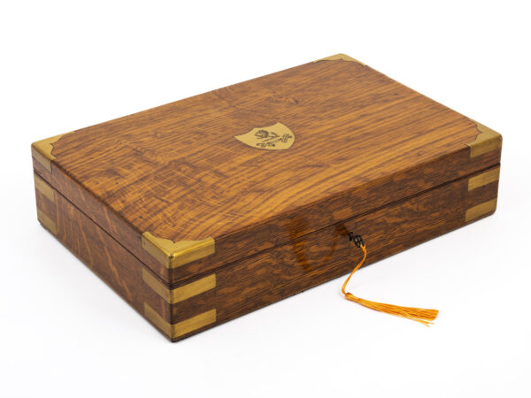 Oak Jewellery Box with key