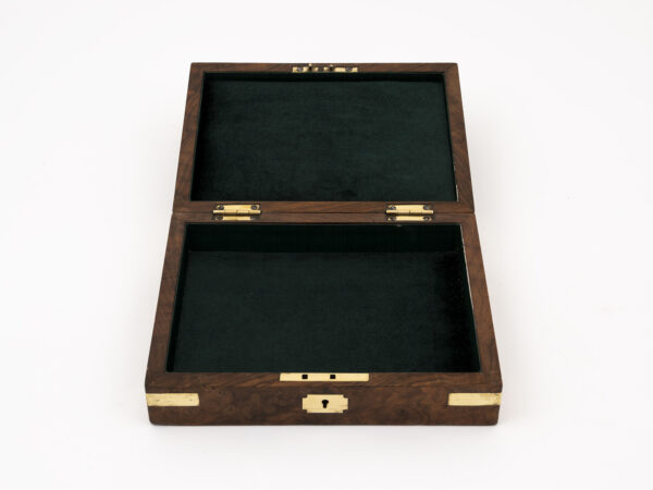 velvet lined jewellery box