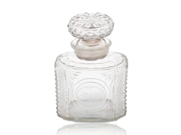 Overview of the cut glass tea caddy