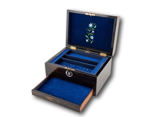 View of the interior of the jewellery box