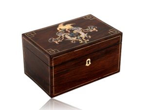 Overview of the rosewood box