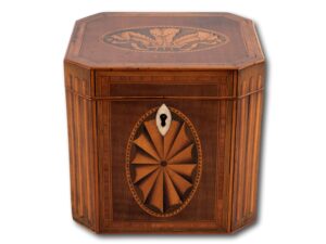 Front profile of the tea caddy