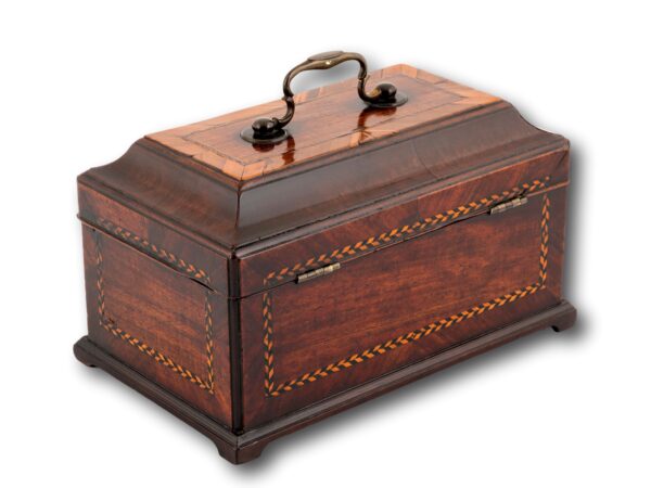 Overview of the rear of the Tea Chest