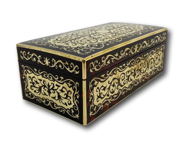 Front overview of the English Boulle Trinket Box