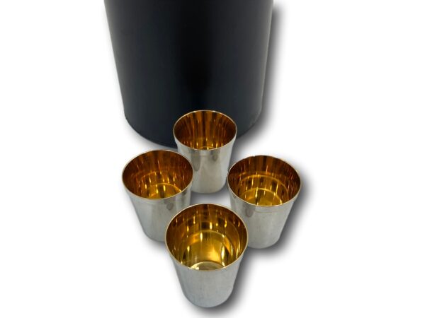 Overview of the German Tripple Flask Set gilded shot glasses
