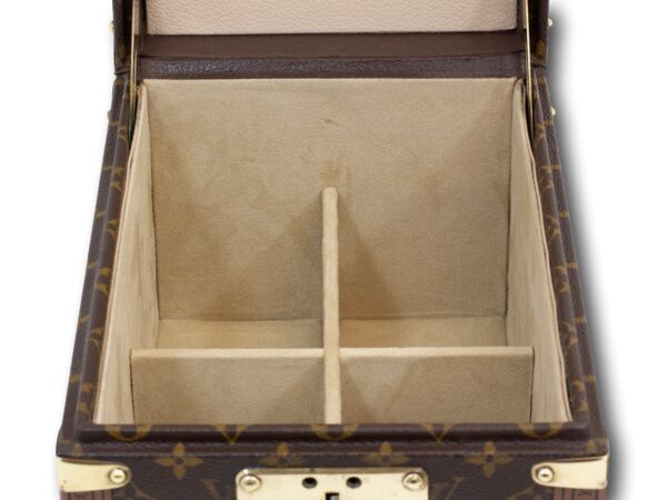 View of the Louis Vuitton Jewellery Box bottom partitions