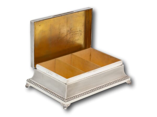 Overview of the sterling silver cigar box with the lid up