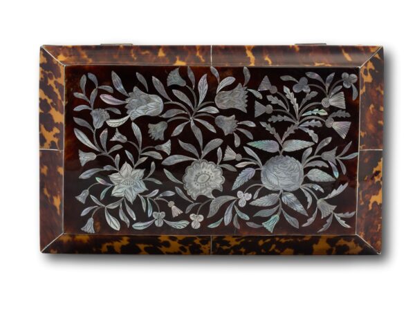 Top of the Regency Tortoiseshell and Mother of Pearl Jewellery Box