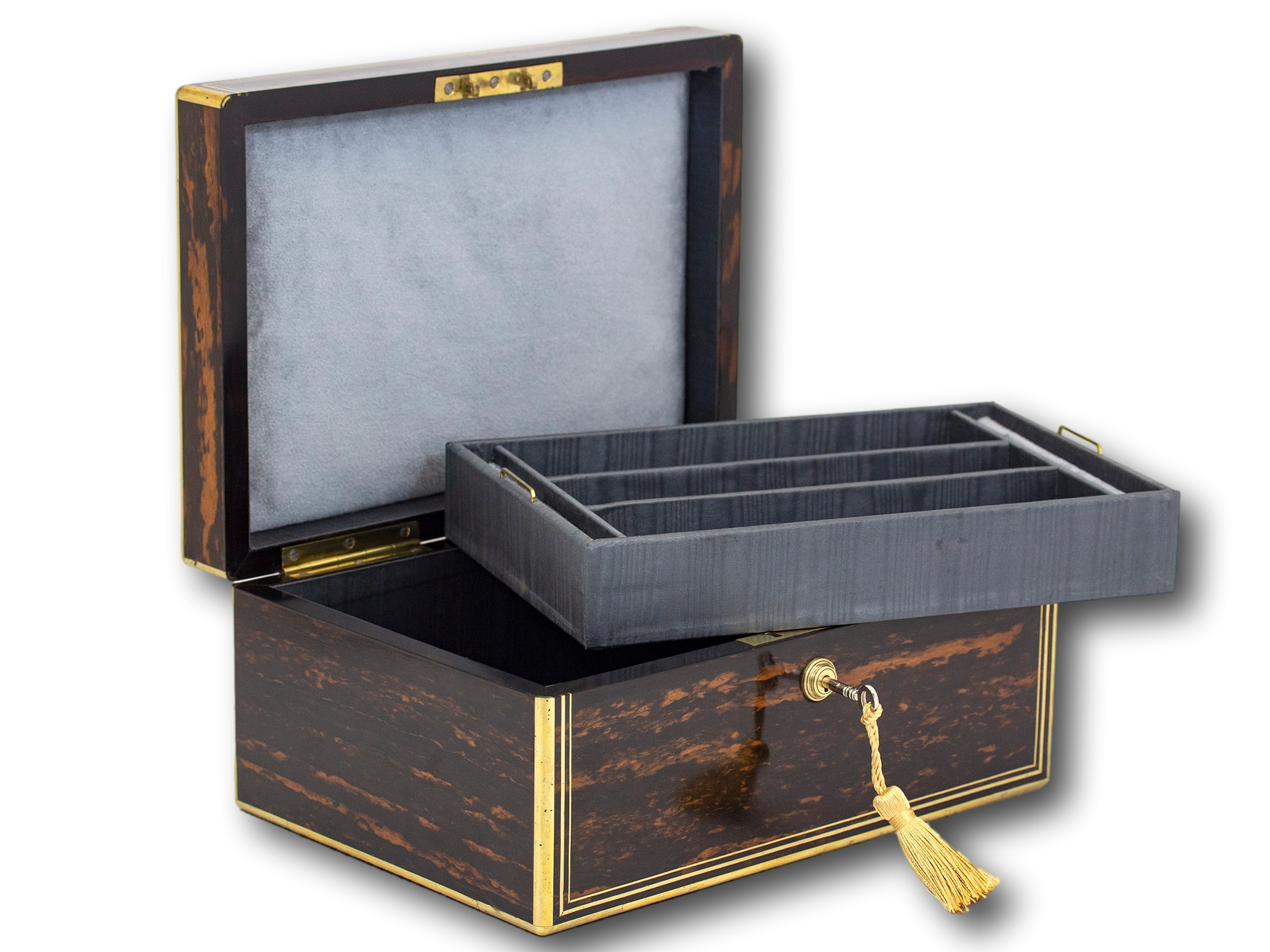Front overview of the Coromandel Jewellery Box by Lund