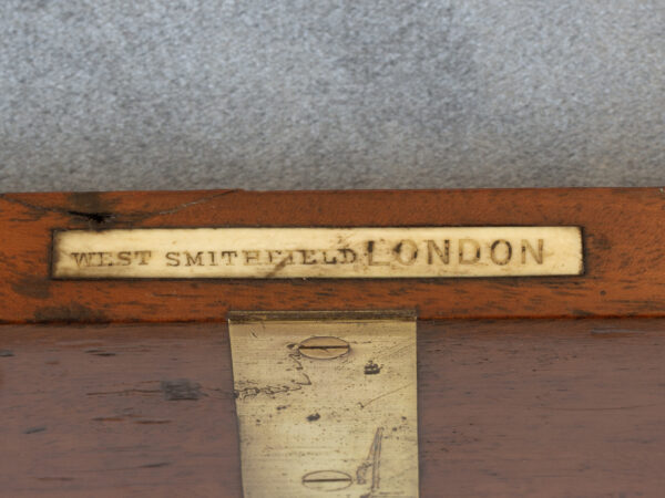 Arnold & Sons makers label London