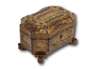 Front overview of the Chinese Export Lacquer Tea Chest