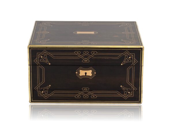 Front of the Coromandel Vanity Dressing Box Merrick