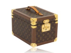 Front overview of the Vintage Louis Vuitton Jewellery Case
