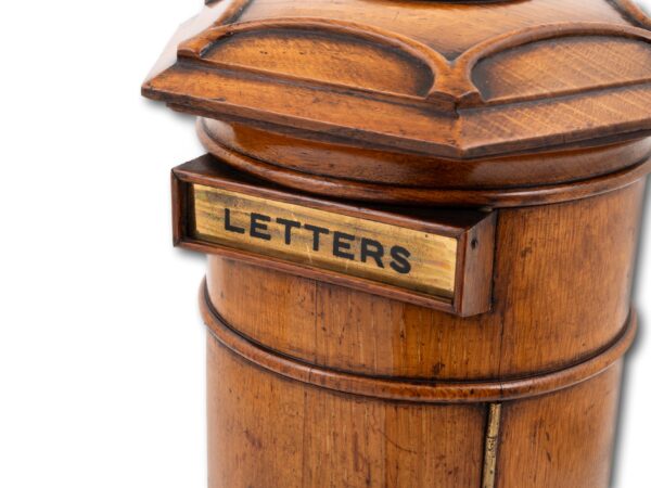 Close up of the Letter box hatch on the Country House Oak Letter Box Rodrigues