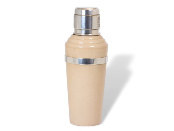 The Master Incolor Cream Cocktail Shaker