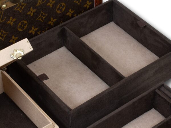 Close up of the interior tray from the Vintage Louis Vuitton Jewellery Case