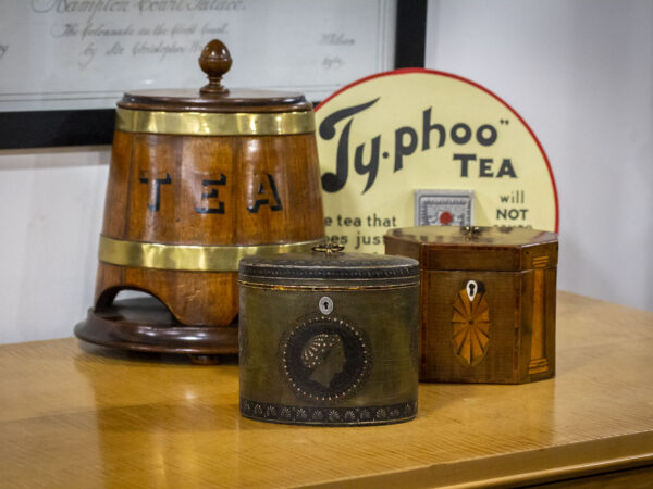 Papier Mache Tea Caddy Henry Clay in a decorative setting