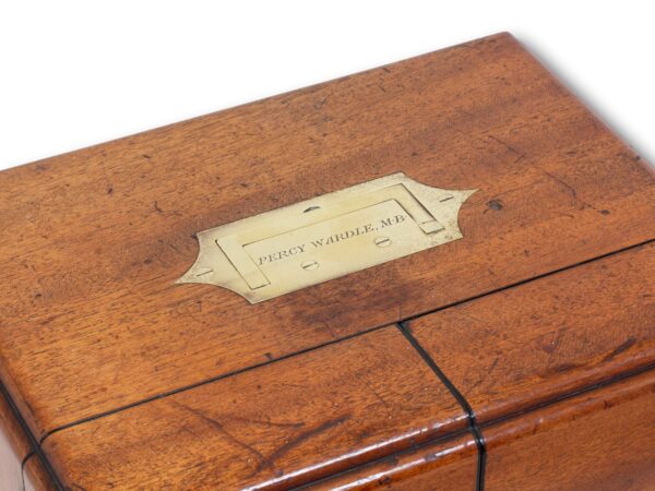 Close up of the top handle on the Mahogany Double Opening Apothecary Box