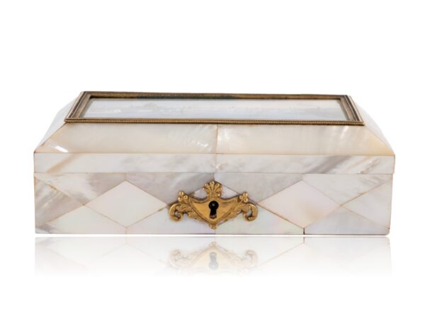 Front of the Mother of Pearl Sewing Box Balthasar Wigand