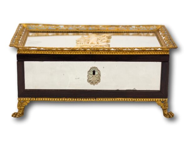 Front of the French Palais Royal Musical Writing Box