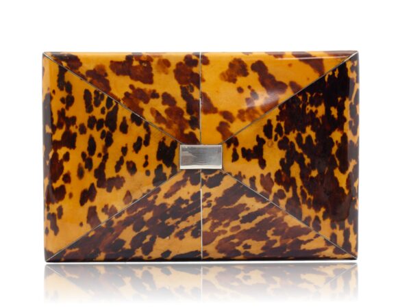 Top of the Pressed Tortoiseshell Floral Tea Caddy