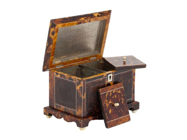 Front overview of the Pressed Tortoiseshell Floral Tea Caddy with the lid up and compartment lids removed