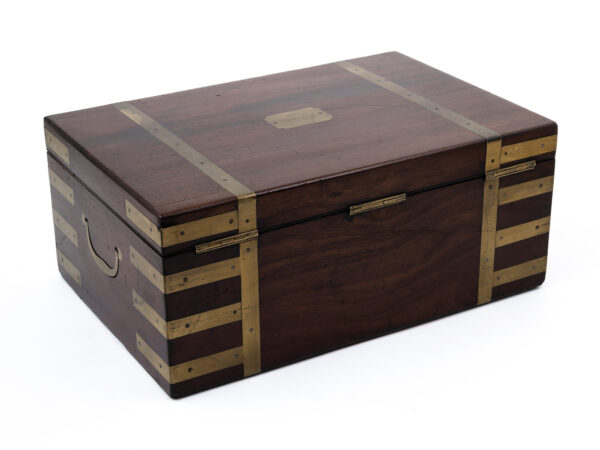 Rear overview of the Campaign Military Writing Box Hewlins