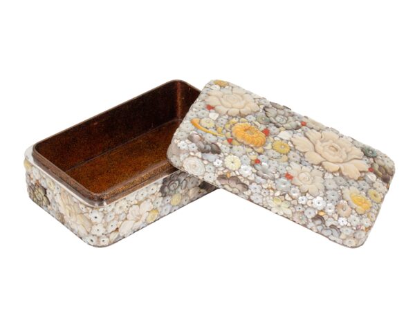 Front of the Japanese Shibayama Millefiori Box Masamitsu with the lid off