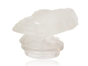 Side of the Rene Lalique Car Mascot Hibou 1181