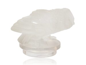 Side of the Rene Lalique Car Mascot Hibou 1181