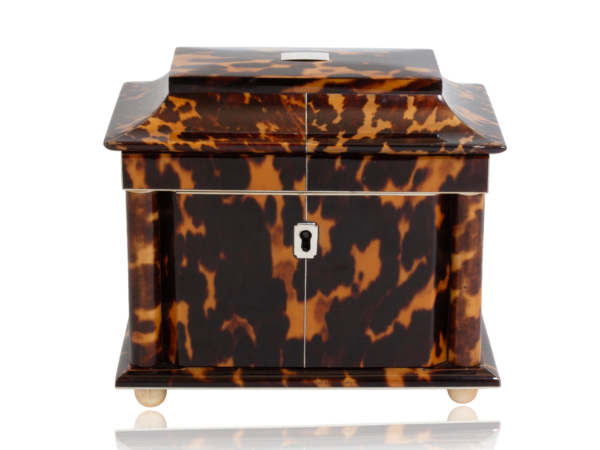 Tortoiseshell tea caddy front profile
