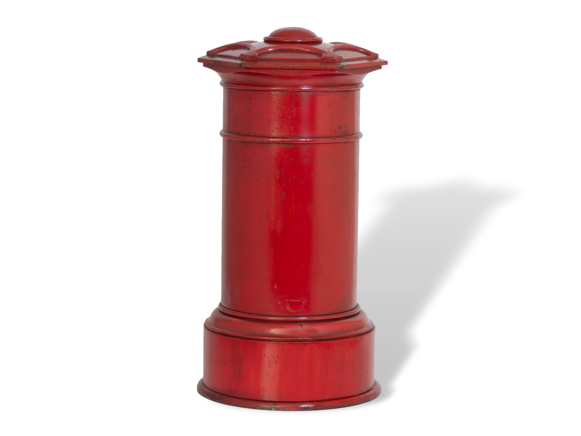 Red post box rear profile